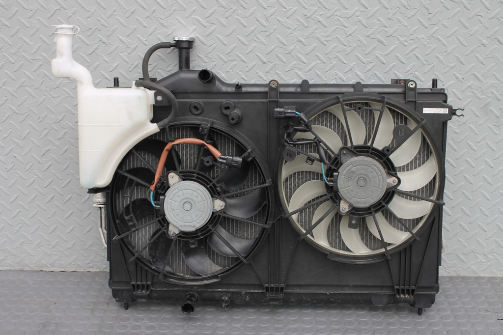 фото №12, Радиатор wody кондиционер вентиляторы outlander iii 2.2 di-d 12-18