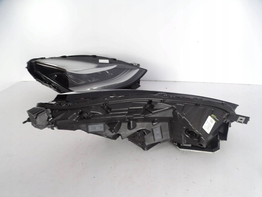 фото №3, Лампа перед передняя левая tesla 3 full led