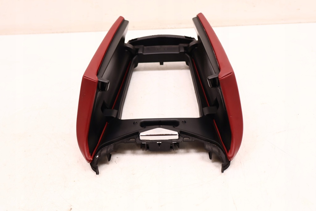 фото №5, Maserati levante підлокітник b0007529