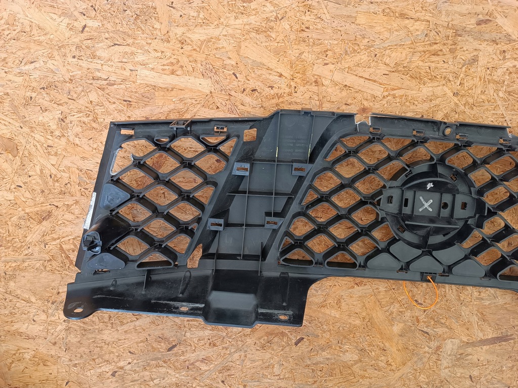 фото №8, Решётка решётка радиатора решётка радиатора бампера перед 2310eb400 nissan navara d40