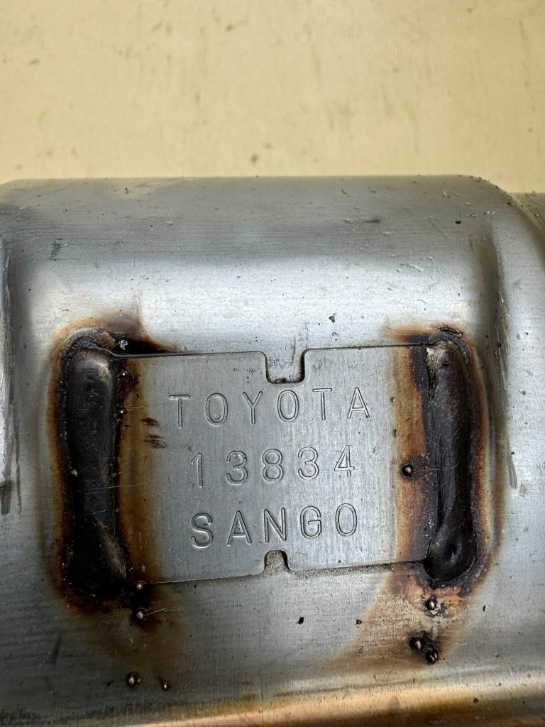 фото №11, Lexus lc 500 17r- наконечник вихлоп вихлоп гасник toyota 13834 sango