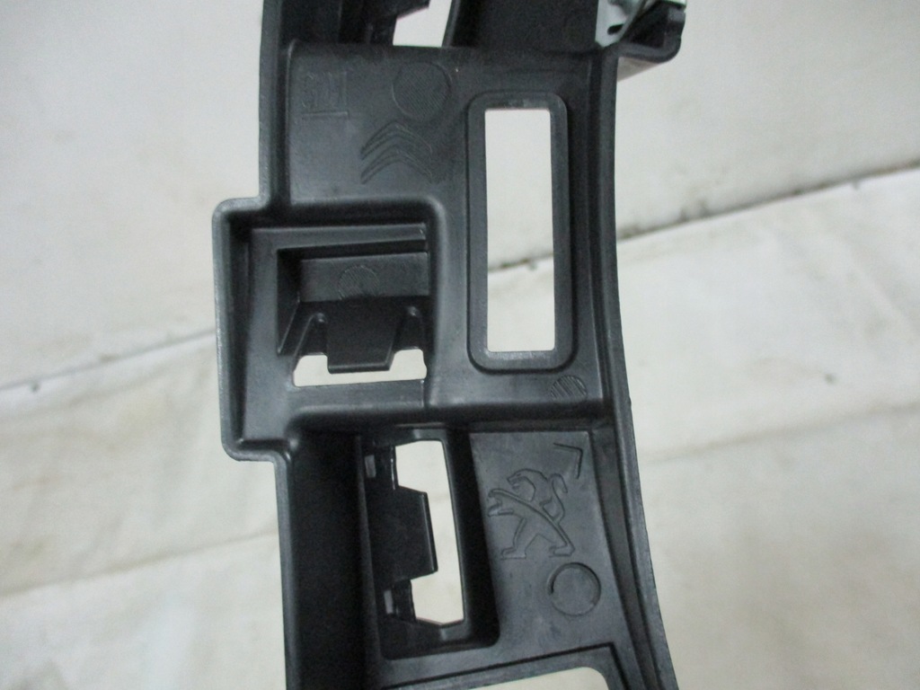 фото №10, Напрямна бампера лівий задня combo, rifter, berlingo iv 4