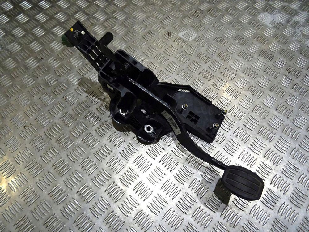 фото №1, Toyota proace ii педаль гальма 9833570080