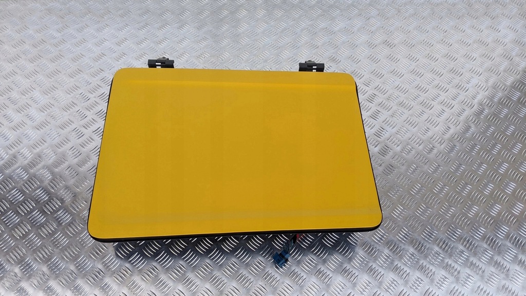 фото №1, Крышка багажника бардачка кабины scania r правая сторона