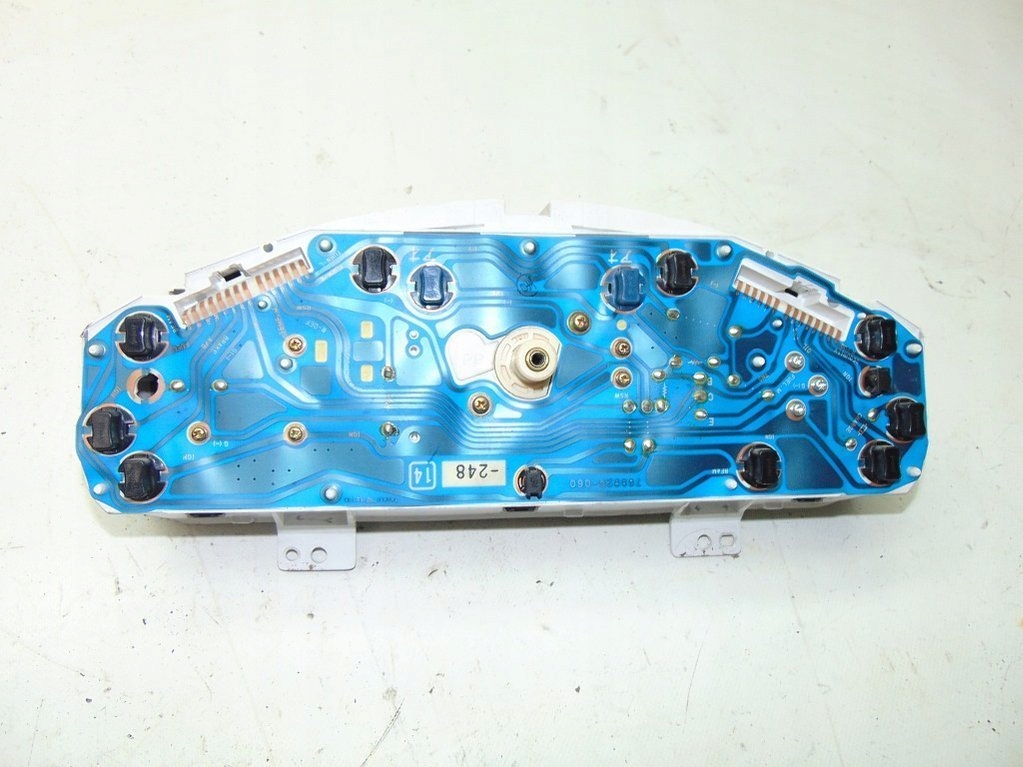 фото №9, Mazda demio 1.3 99r счетчик приборы przeb. 200350km