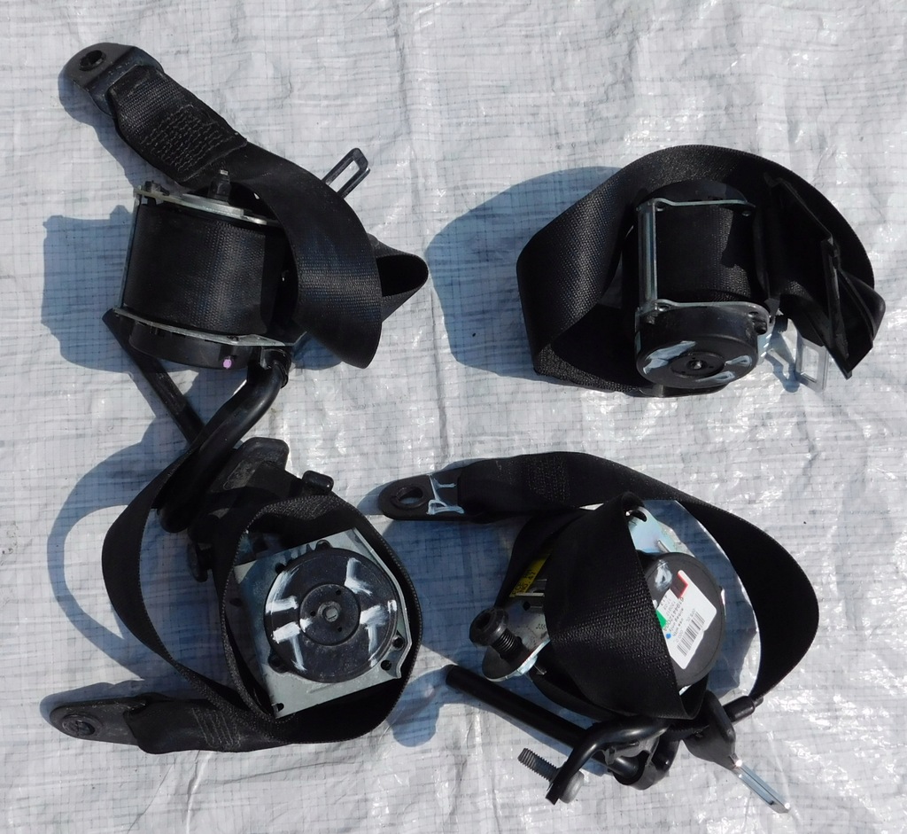 фото №2, Mini r57 lift cabrio pas безопасности перед задняя