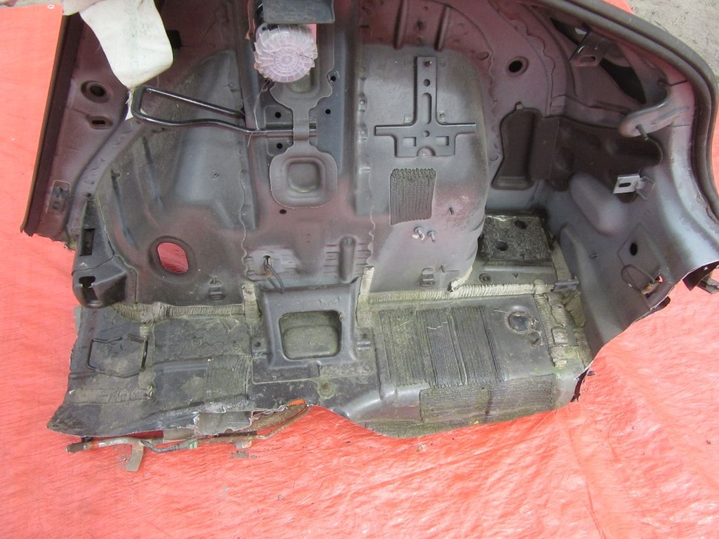 фото №8, Chevrolet volt 2010 четверть крыло правый задняя