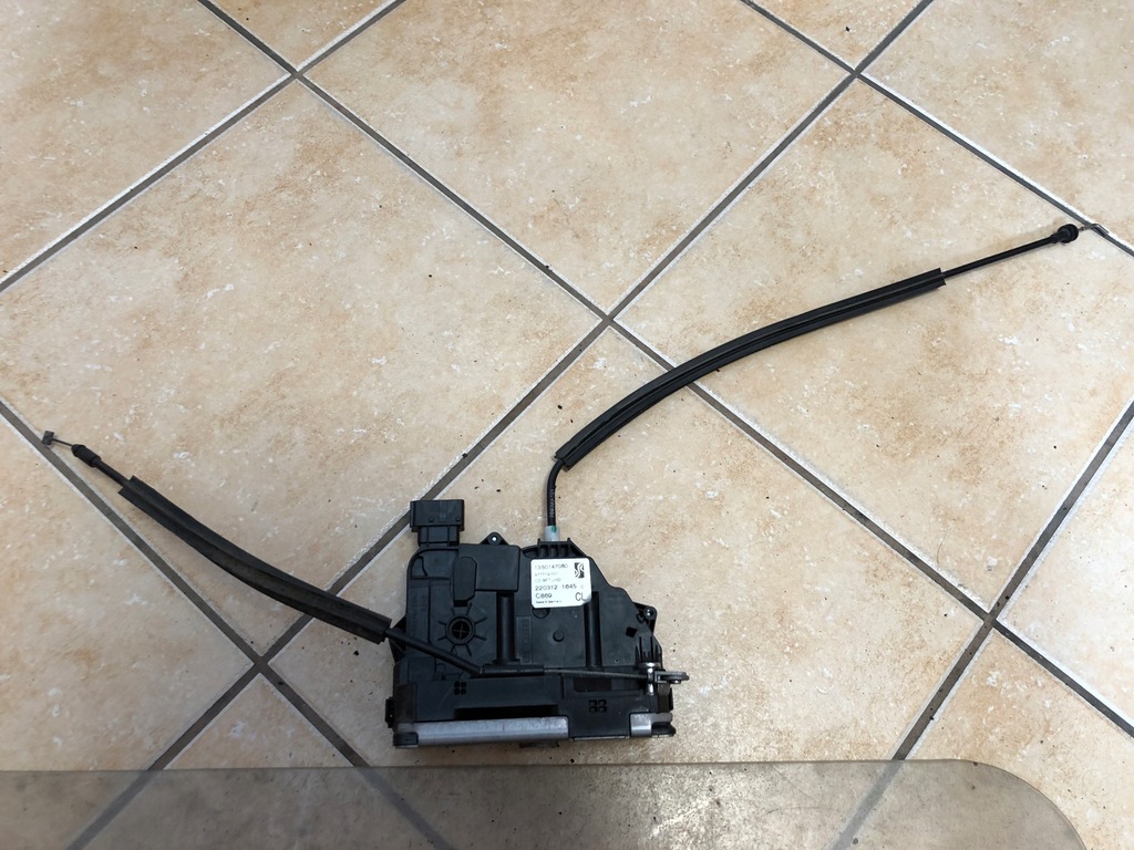 фото №5, Kia rio оригинальный номер 82613-jb000 jb замок дверь левый перед