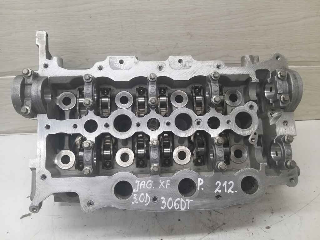 фото №13, Головка двигателя правая 3.0 d 306dt jaguar xf i x250 xj x351 9x2q-6090-ca