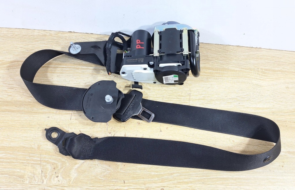 фото №1, Pas безпеки правий перед mercedes cls x218 c218 620048100