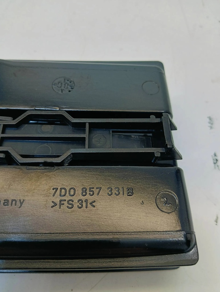 фото №5, Vw volkswagen transporter t4 lift 96-02 пепельница панели приборной панели