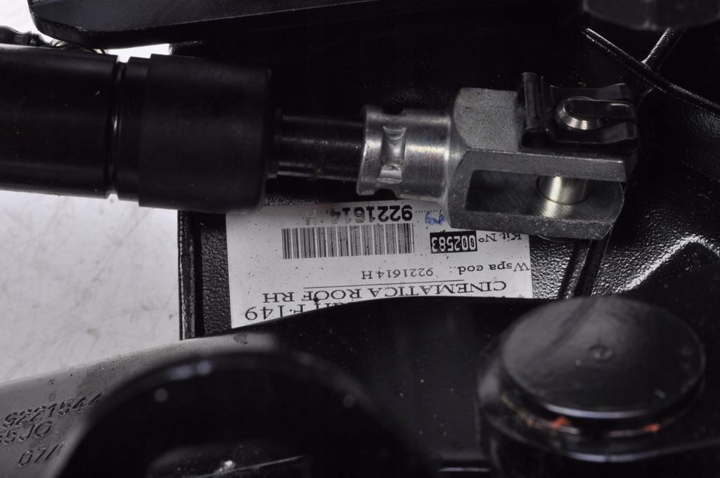 фото №10, Ferrari california механизм крыша 9221614 правый