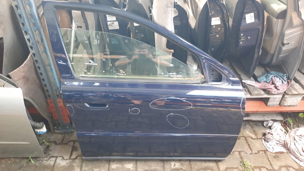 фото №1, Дверь правый перед volvo s60 06r