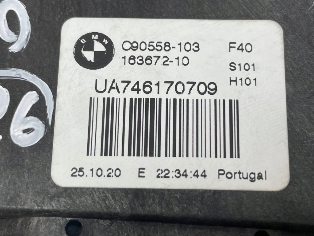 фото №9, Bmw оригинальный номер 7461707 1' f40 доводчик крышки задний задняя