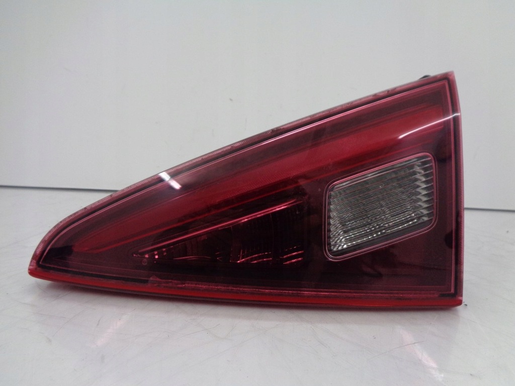 фото №1, Alfa romeo оригинальный номер 20700207 лампа задняя p