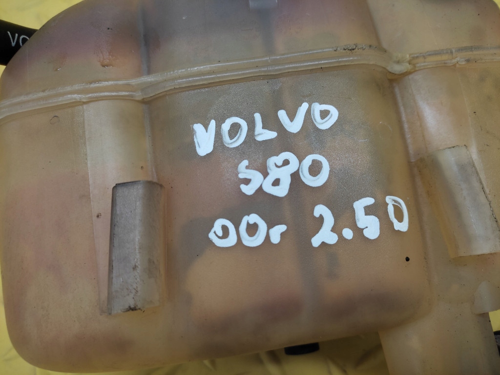 фото №8, Volvo s80 2.5 d бачок расширительный 9142716
