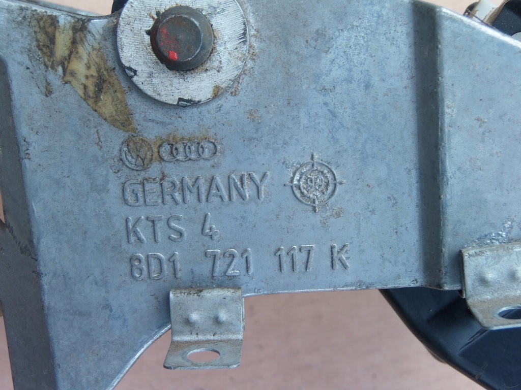 фото №6, Педаль тормоза автоматическая коробка передач audi a6 c5 2.5 tdi 8d1721117k