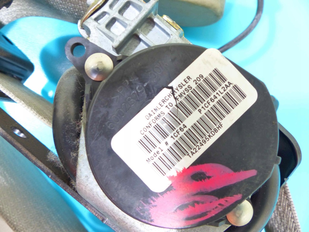 фото №6, Pas безпеки перед правий chrysler pacifica i