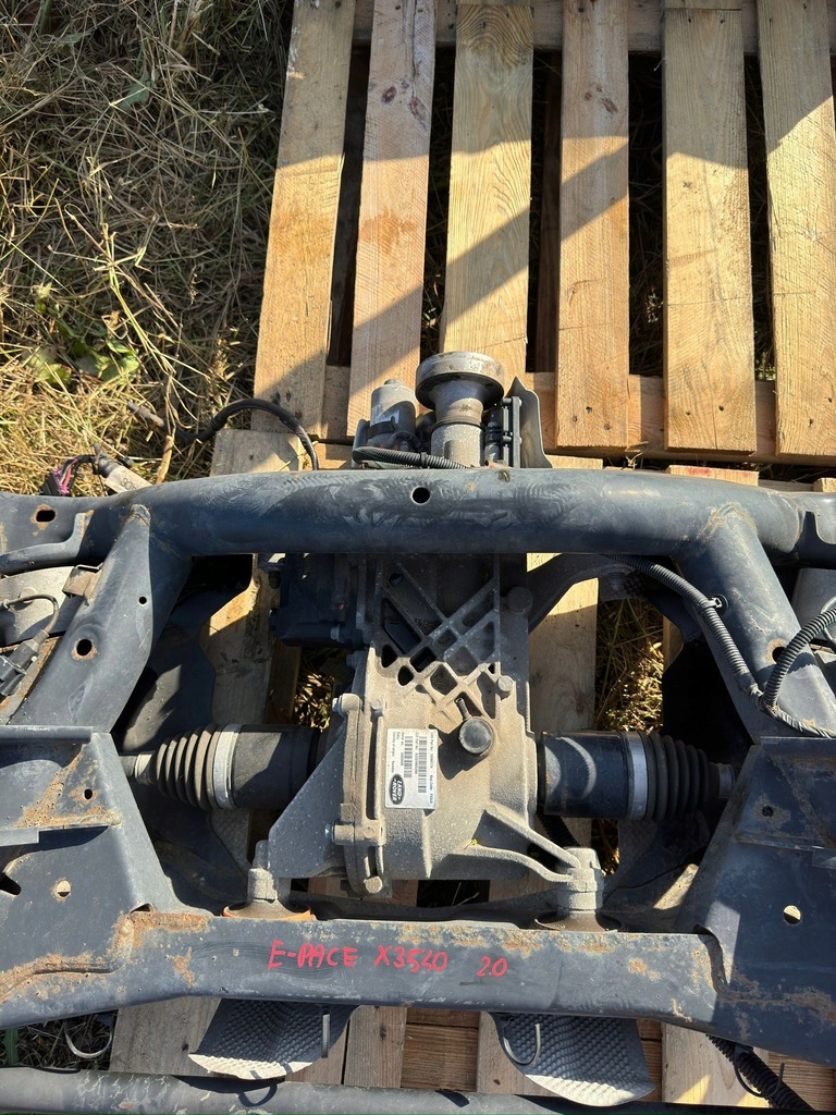 фото №6, Підвіска задні задня поворотний кулак підрамник привідний вал диференціал jaguar f-pace x540