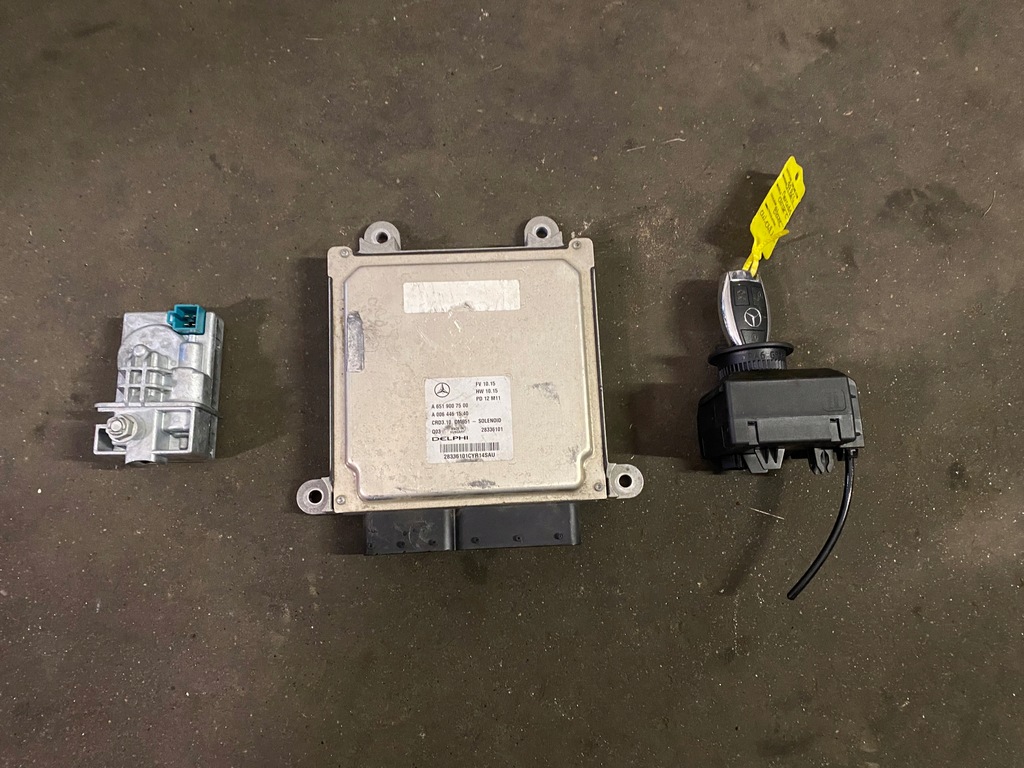 фото №1, Mercedes c 204 2.2 cdi бортовий комп'ютер набір стартовий