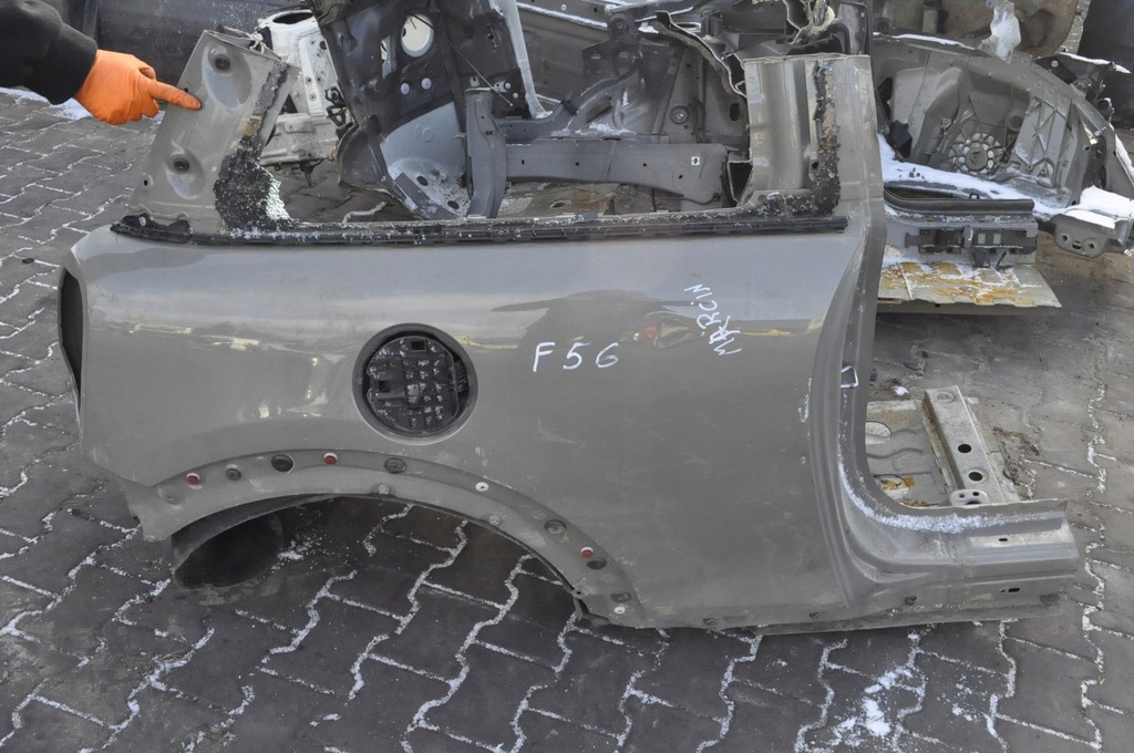 фото №1, Mini f56 чверть крила правий задня задній