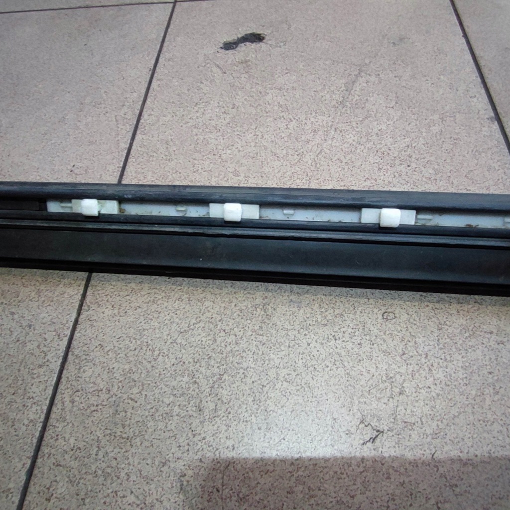 фото №12, Молдинг широка нижня двері лівий задня audi a6 s6 c5 4.2 v8