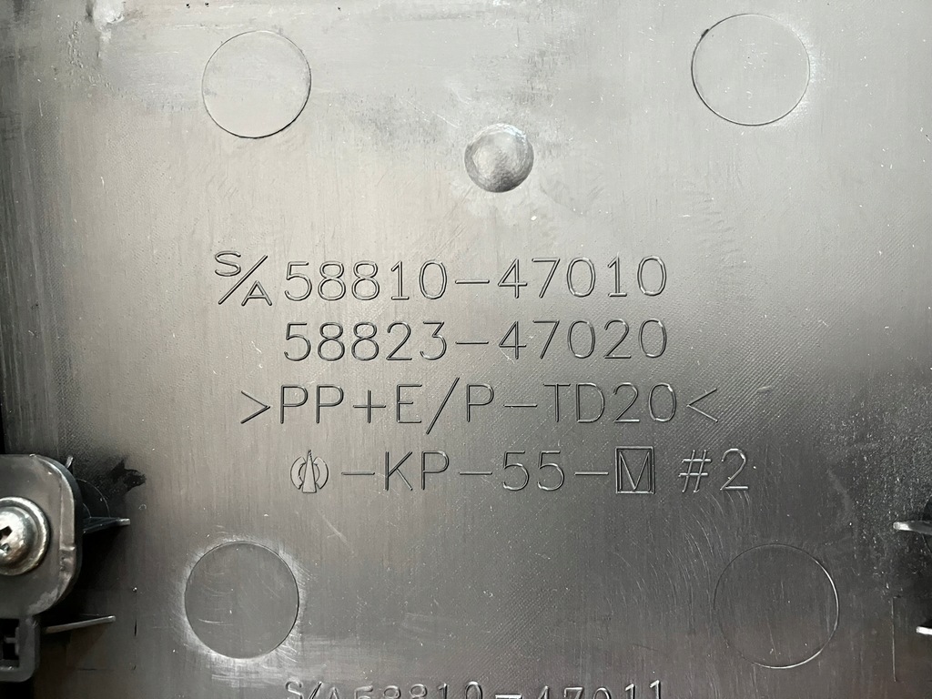 фото №14, Prius iii lift тунель середній чорний