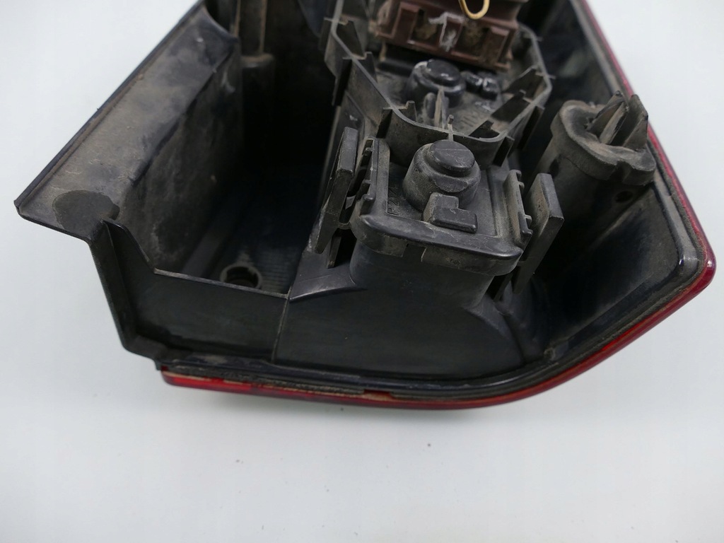 фото №11, Peugeot partner lift лампа левый задняя левая задняя