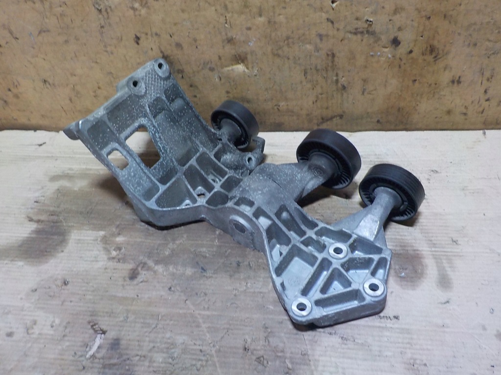 фото №5, Mercedes b170 1.7b кронштейн компрессора кондиционера