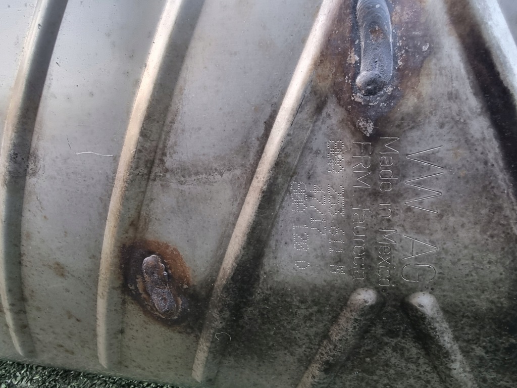 Audi sq5 3.0 tfsi вихлоп гасник 80a253611m в Україні