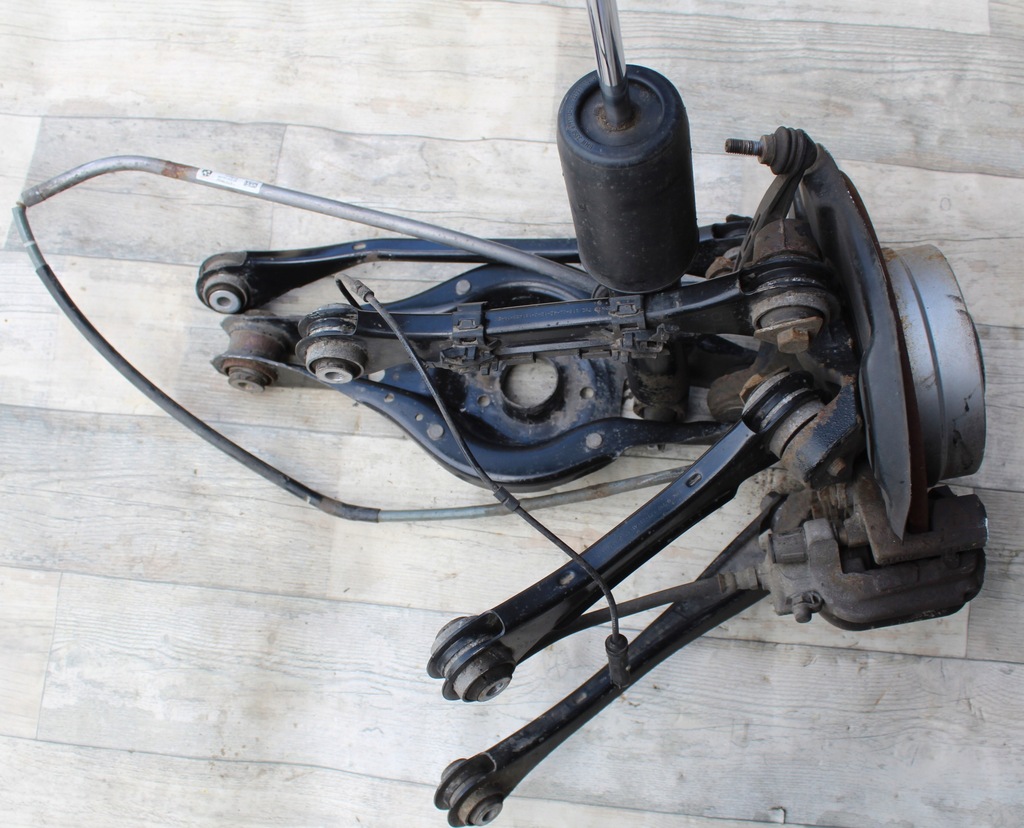 фото №8, Поворотный кулак рычаг bmw f20 n47 6792261 левый задняя