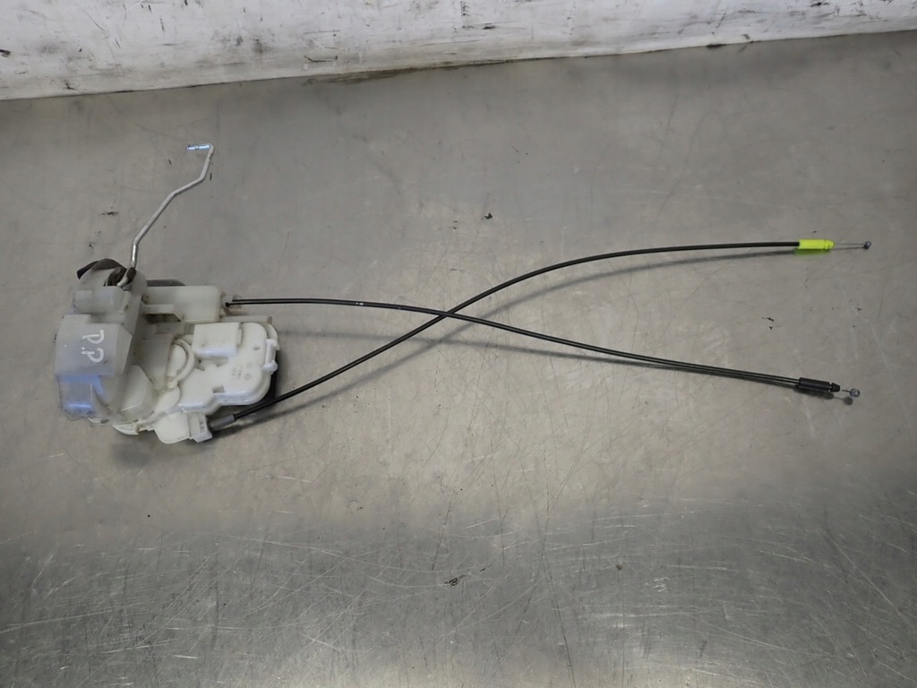 фото №1, Замок правий перед двері subaru impreza 1.5