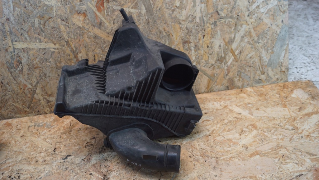 фото №2, Корпус фільтра повітря renault clio iii 1.5 dci 8200309636