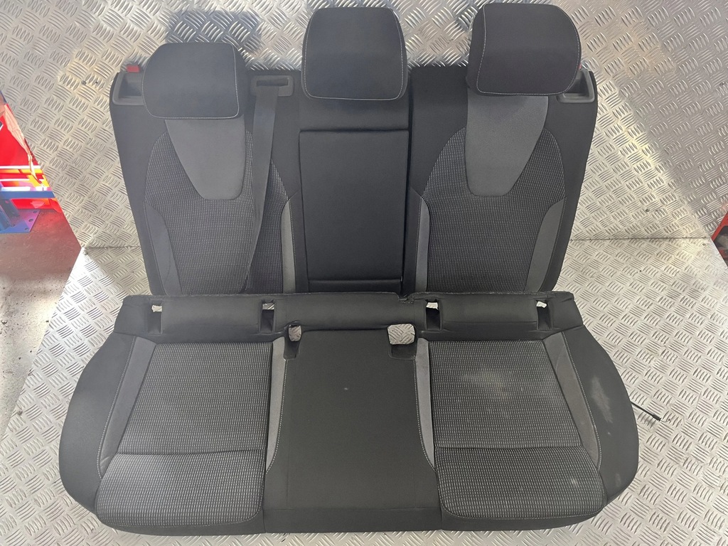 фото №1, Заднее сиденье задняя задняя skoda octavia iv 20- sedan