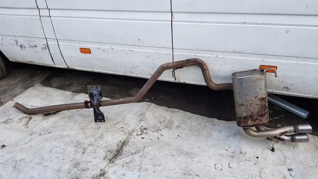 Купити Гасник vw tiguan 2.0 tdi