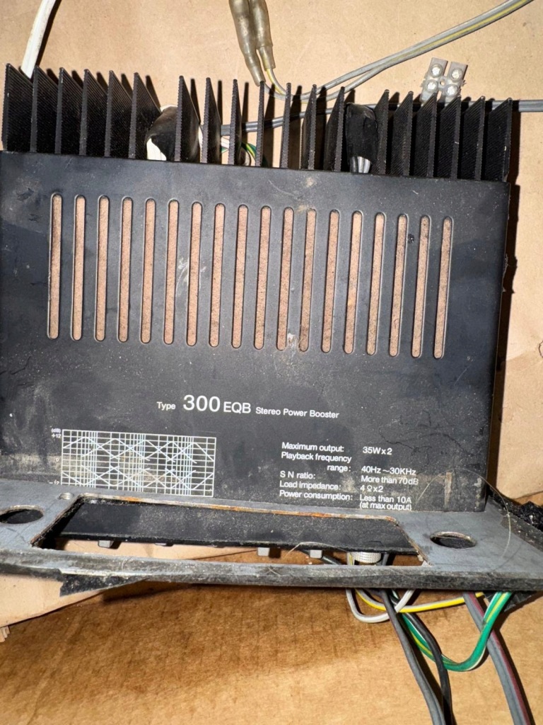 фото №3, Усилитель радио автомобильный clarion 300eqb