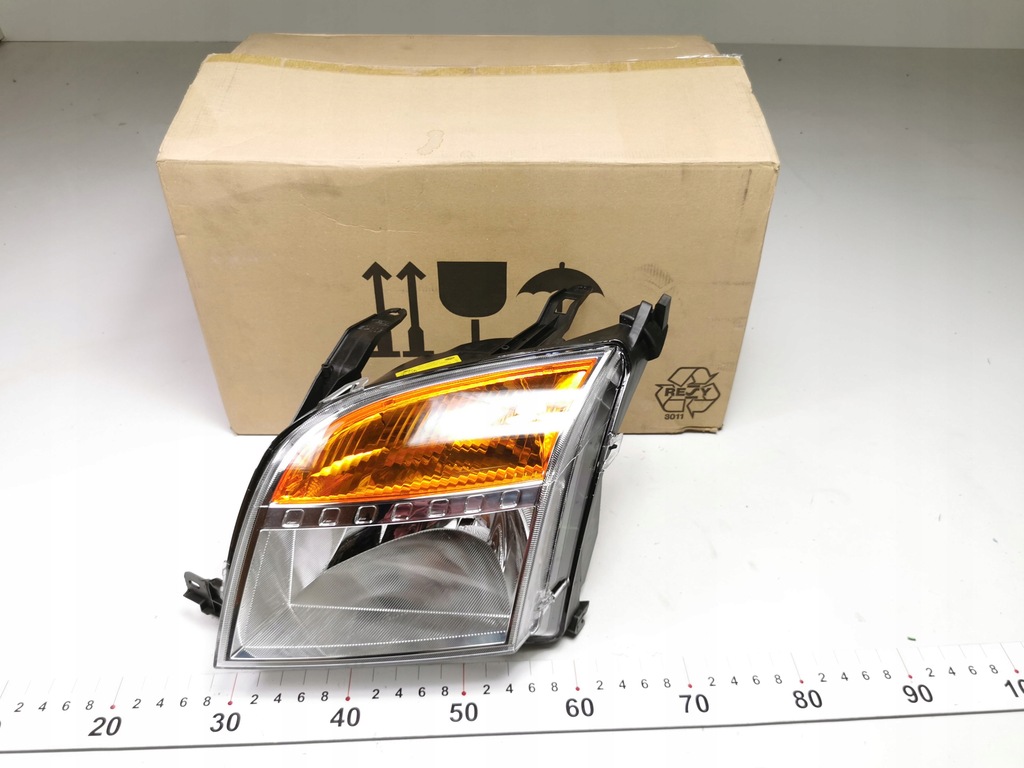 фото №9, Лампа левый перед ford; fiesta 01-08 / fusion 01-12 cbk оригинальный номер 1547725