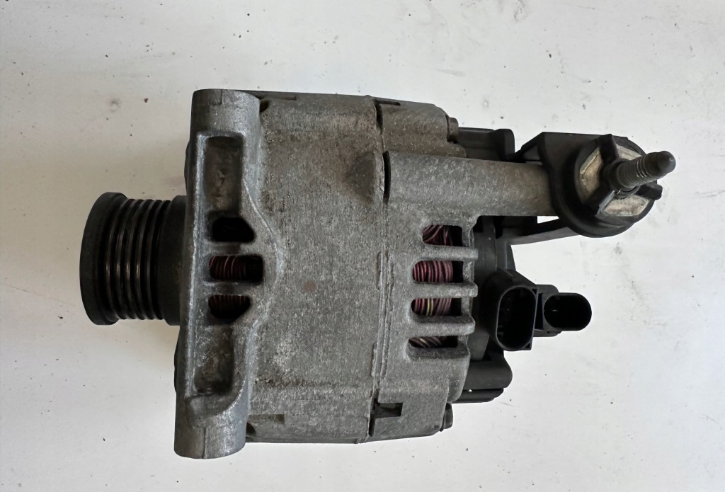 Купити Mercedes a klasa w169 бензин генератор 90a eco запуск стоп a2661500101