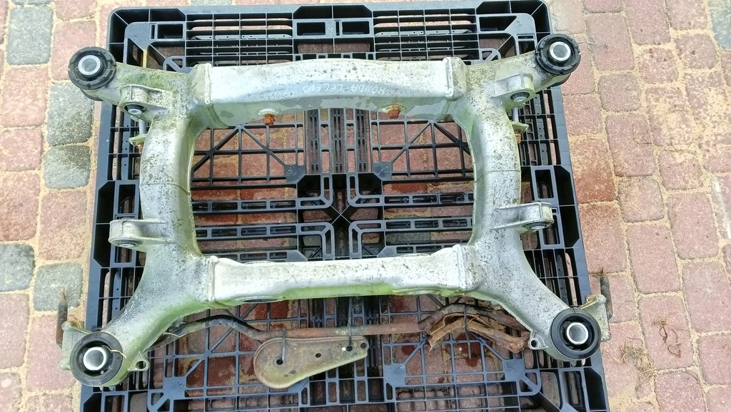 фото №1, Honda legend iv kb1 3.5 v6 балка подрамник задняя