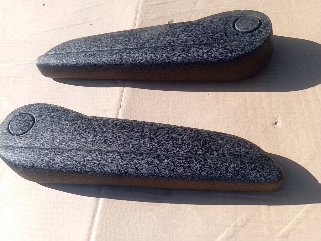 фото №7, Chrysler town country 11 подлокотник ii ряд левый правый чёрный caravan