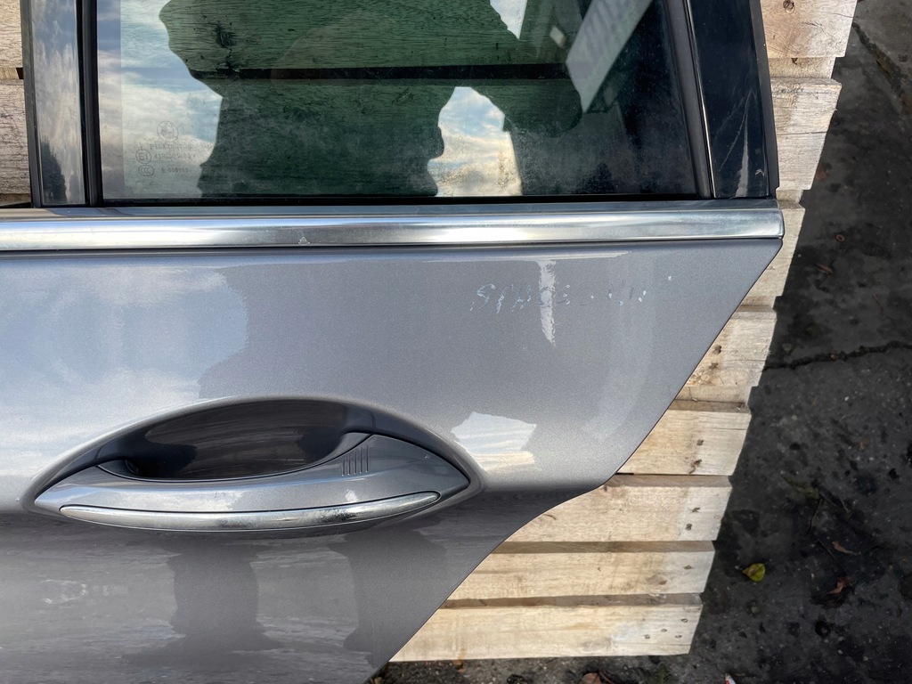 фото №16, Bmw 5 f11 дверь задняя правое левая kombi код лакокрасочного покрытия