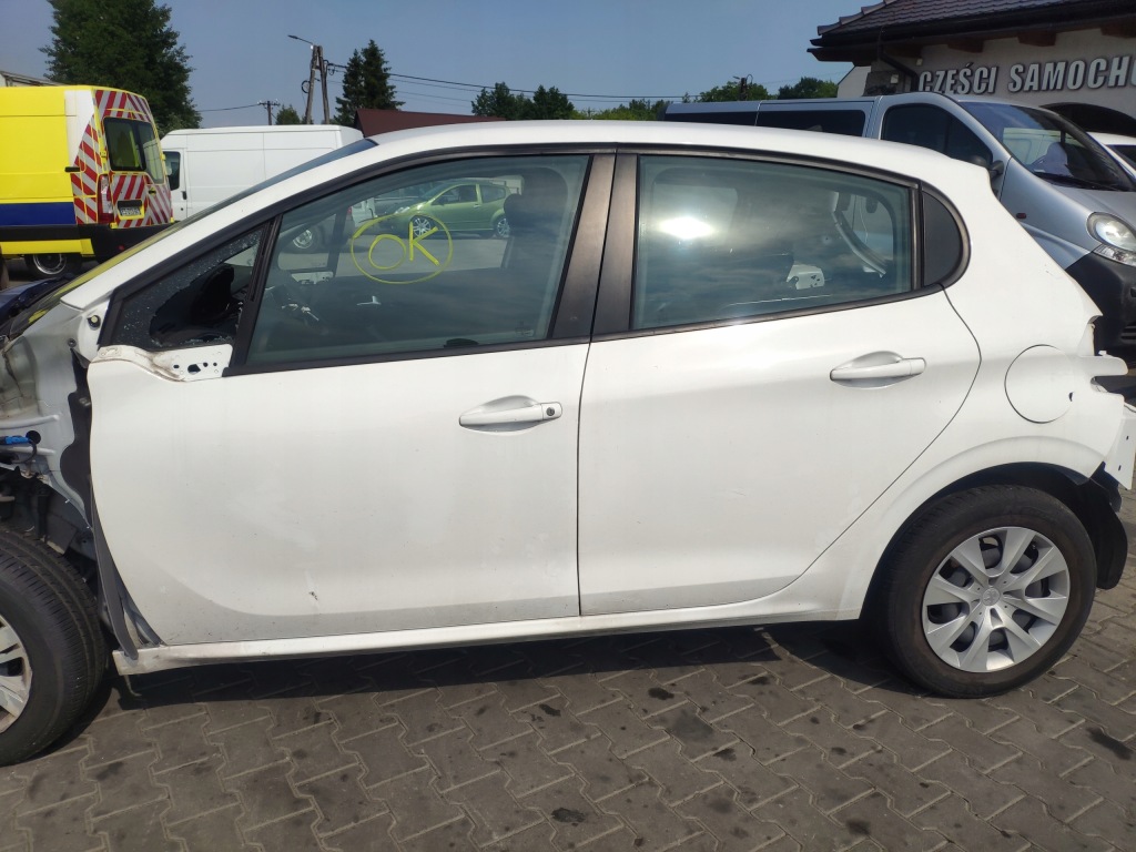 фото №12, Peugeot 208 i двері задня ліва білий ewp
