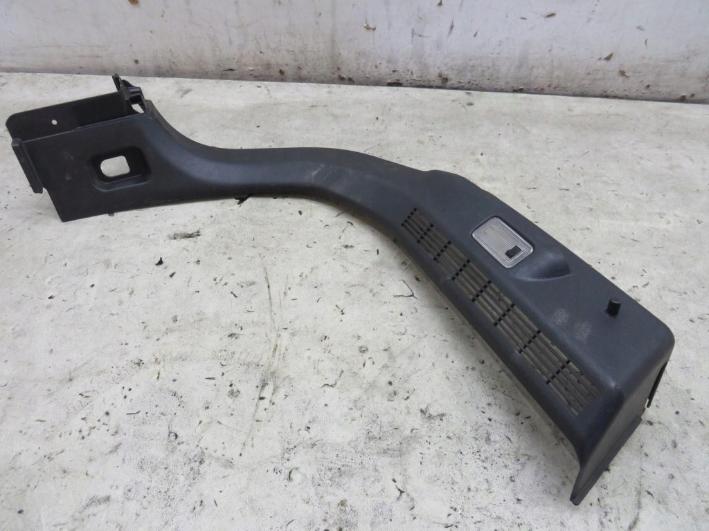 фото №1, Захист багажника ліва mazda 3 bm bhn9-6886z