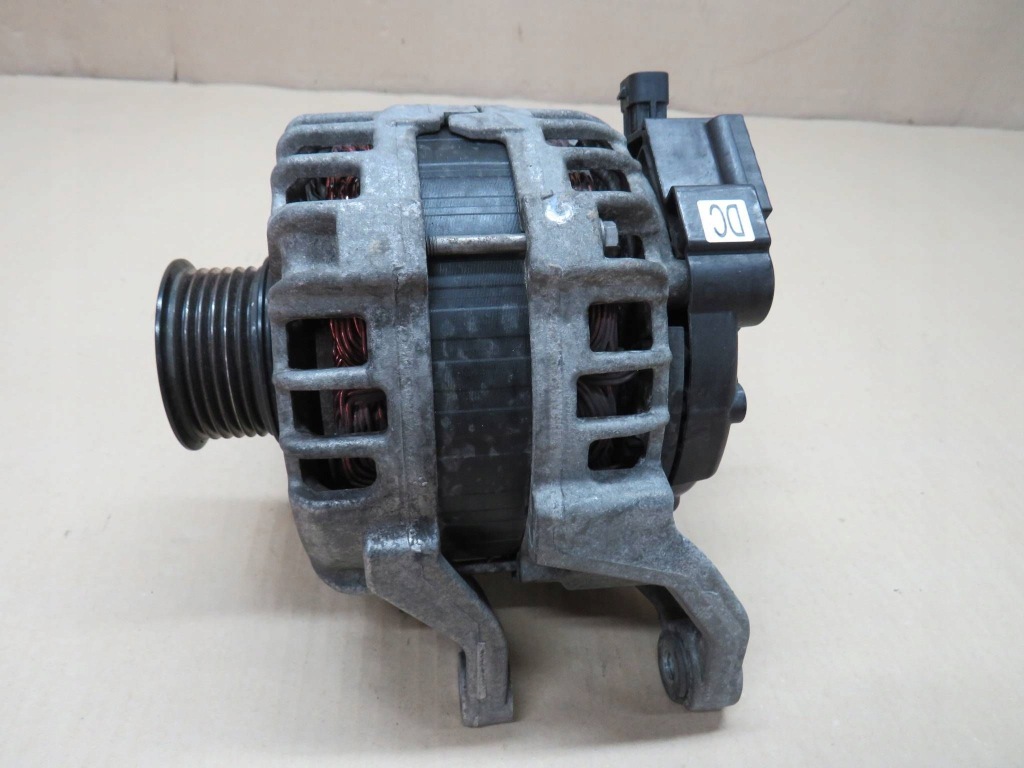 Купить Opel insignia a рестайлинг  2.0 cdti b20dth генератор 39007852