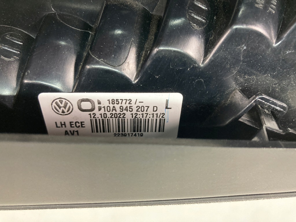 фото №12, Лампа ліва задня iq.light vw id.3 id3 led