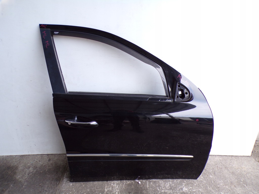 Купить Дверь правое правый перед передние mercedes w164 ml цвет c197