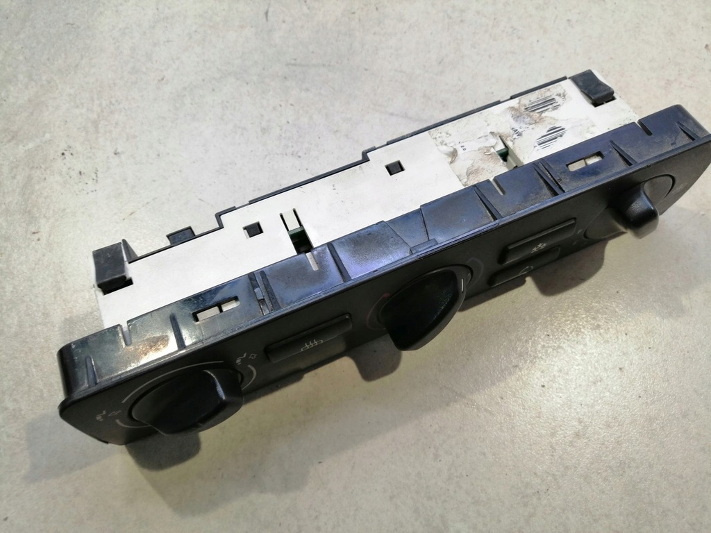 фото №6, Панель кондиционера bmw e46 1.9 64116911632