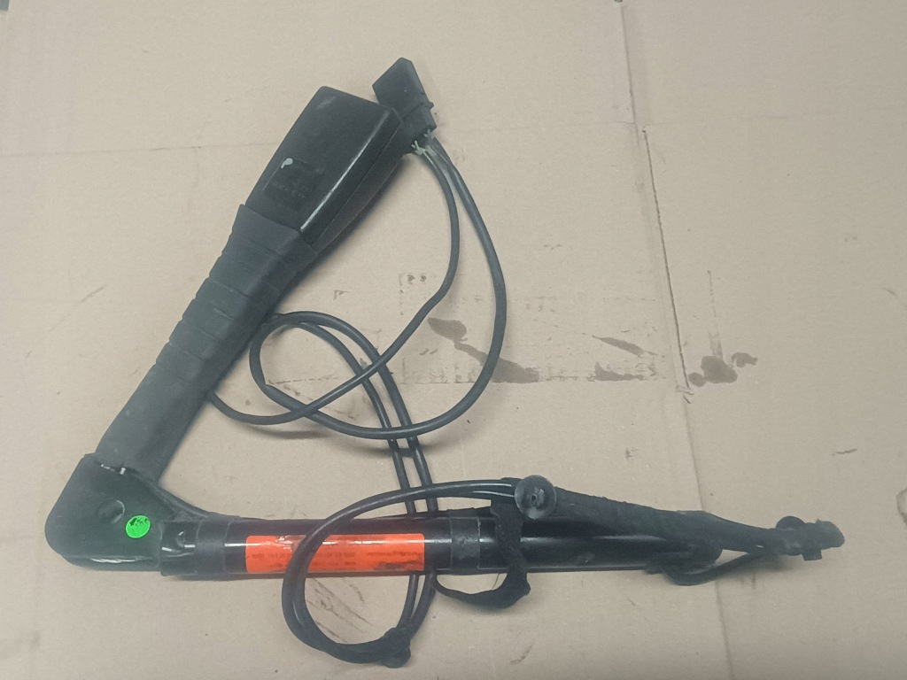 фото №1, Натягувач поперечина 184790460 правий перед fiat croma ii