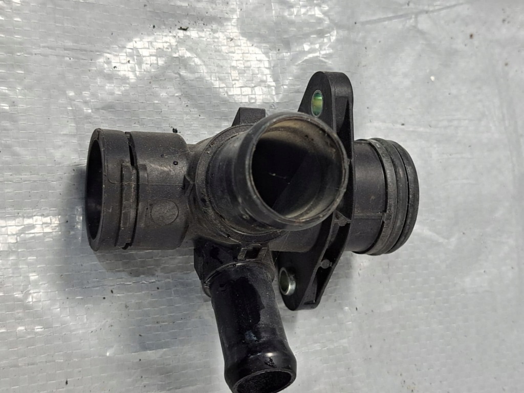 Купить Патрубок воды ford fiesta mk7 1.0 cm5g-8a529ga