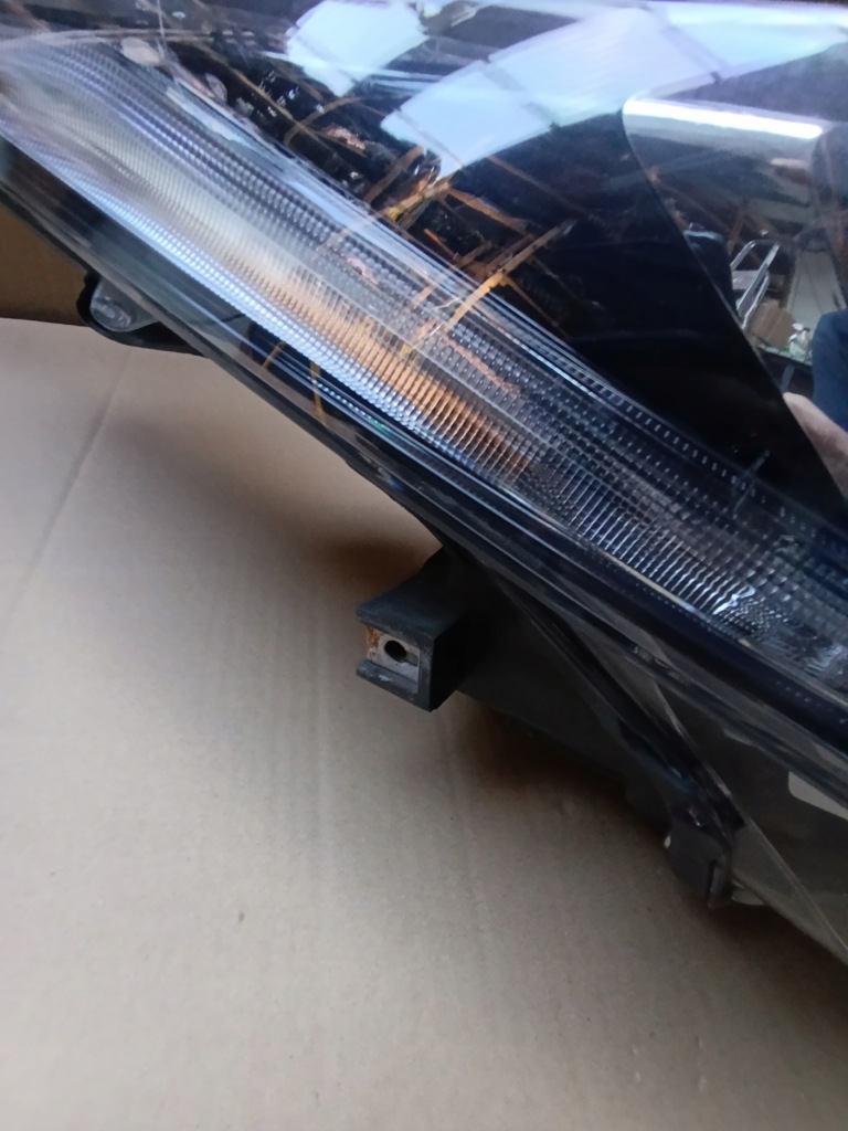 фото №3, Фара правый toyota corolla e16 2016-2018 lift full led